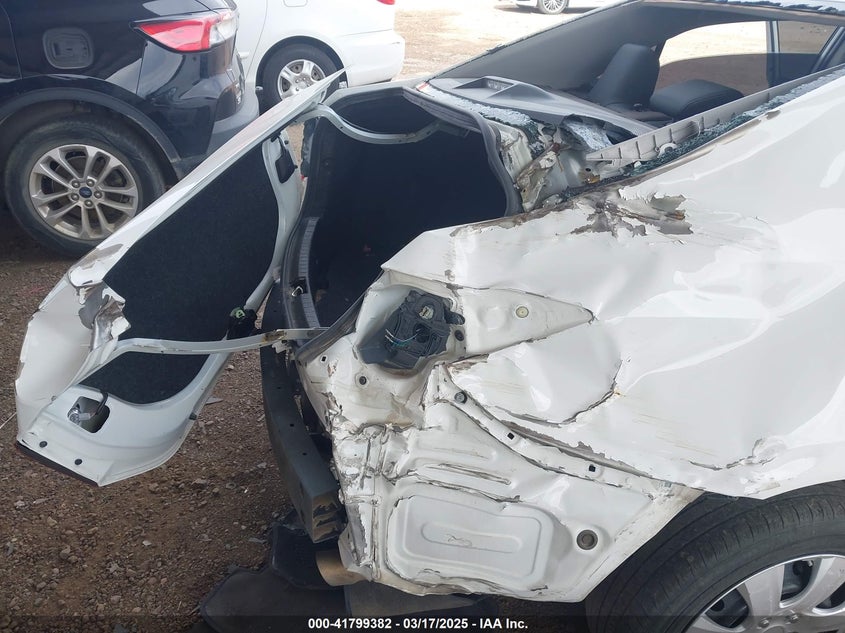 2019 TOYOTA COROLLA VIN: 2T1BURHE0KC231930