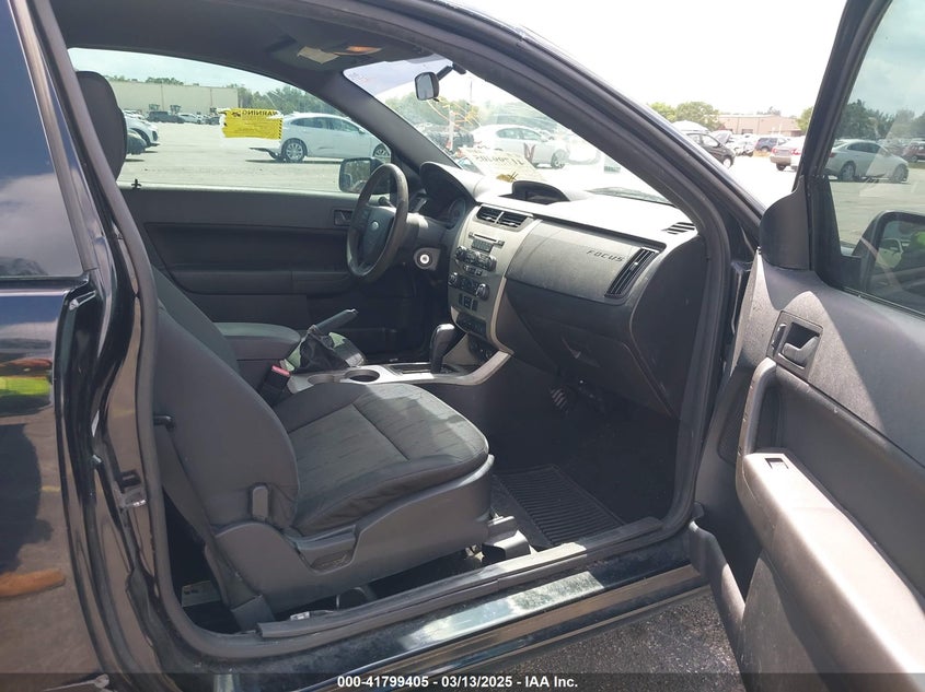 2010 FORD FOCUS VIN: 1FAHP3CN5AW133459