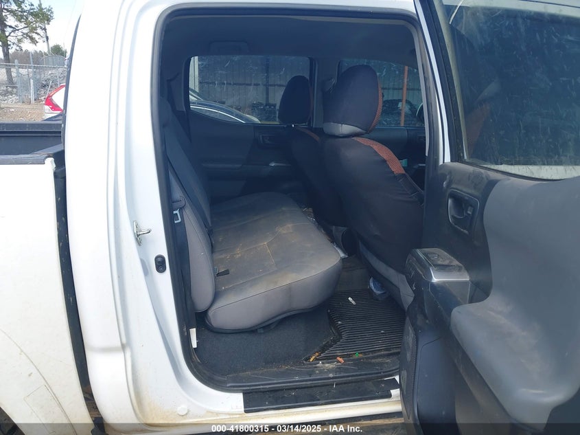 2018 TOYOTA TACOMA SR5 V6 - 3TMCZ5AN9JM176375