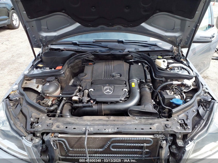 2013 MERCEDES-BENZ C 250 LUXURY/SPORT - WDDGF4HB9DR277960