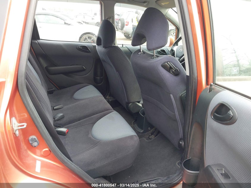 2008 HONDA FIT VIN: JHMGD38698S022185