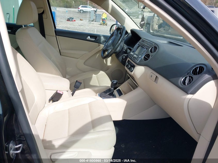 2012 VOLKSWAGEN TIGUAN VIN: WVGAV7AX3CW597118