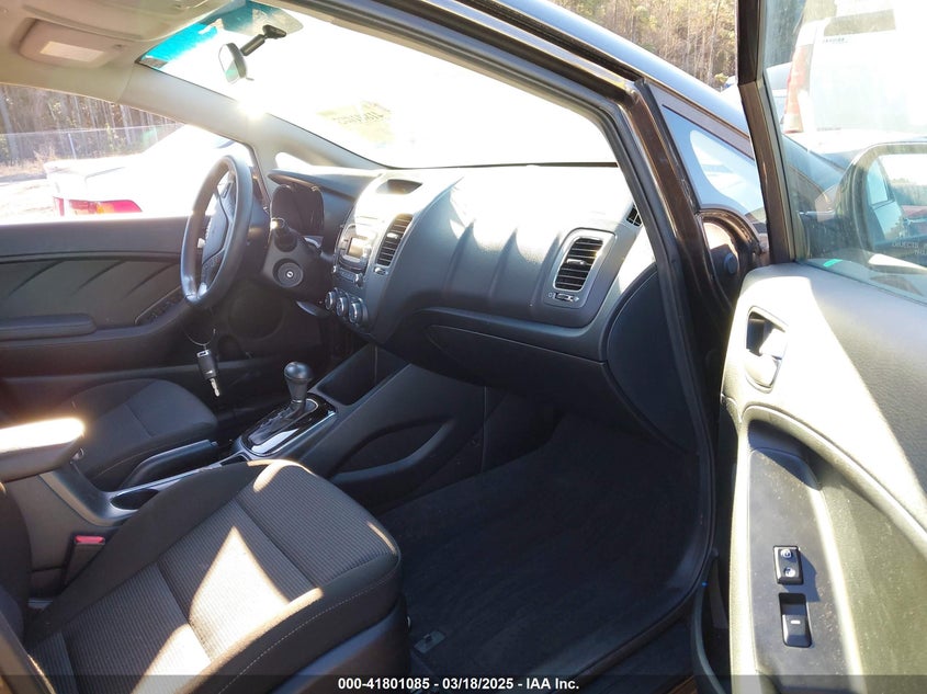 2018 KIA FORTE LX - 3KPFK4A77JE224270