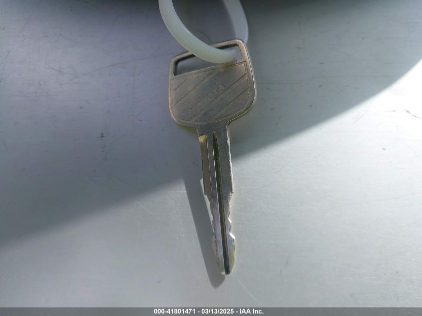 2000 Toyota Echo VIN: JTDBT1239Y0088930 Lot: 41801471