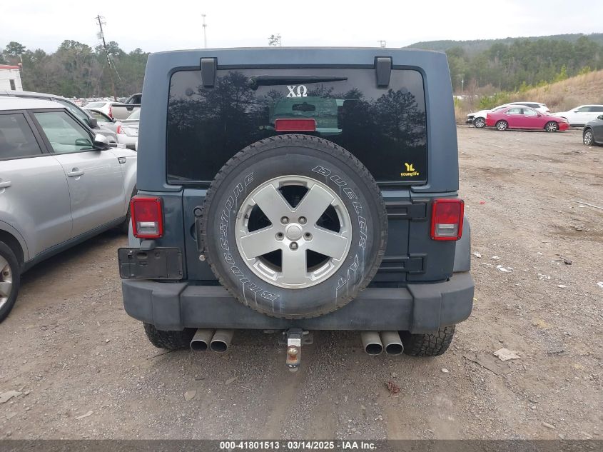 2007 Jeep Wrangler Unlimited Sahara VIN: 1J4GB59197L200251 Lot: 41801513