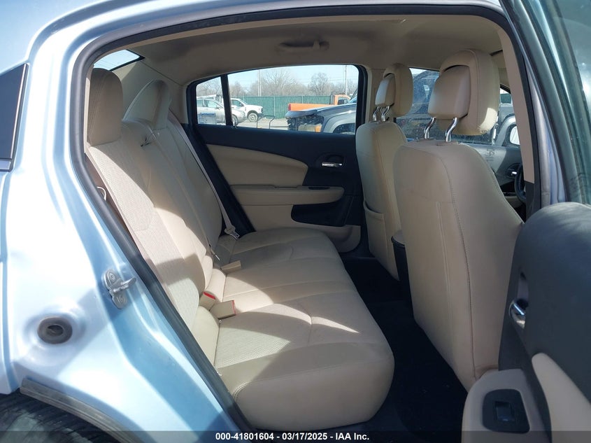 2012 CHRYSLER 200 VIN: 1C3CCBBG5CN328715