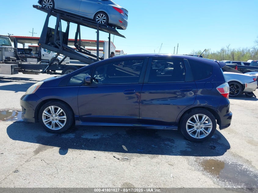 2009 HONDA FIT VIN: JHMGE88479S007307
