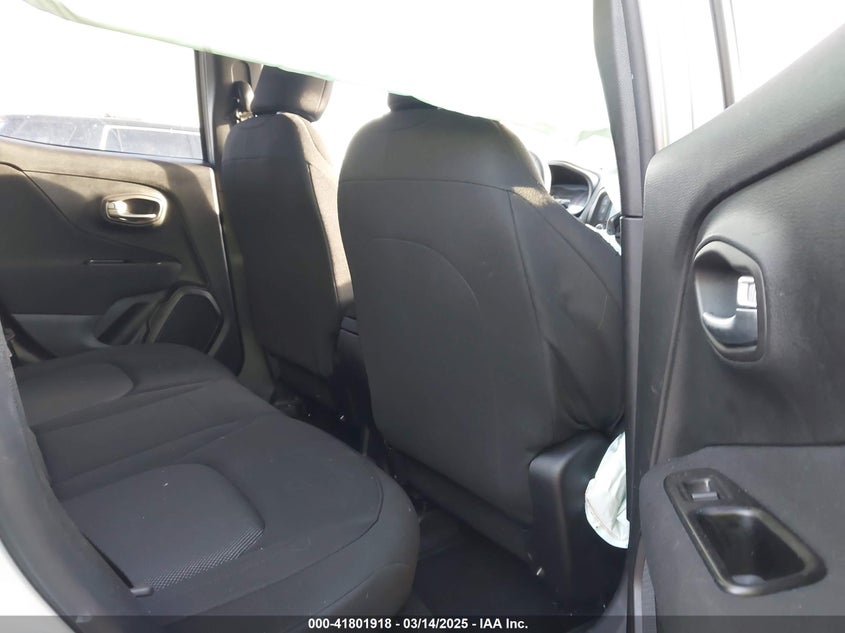 2019 JEEP RENEGADE VIN: ZACNJBAB7KPK71811