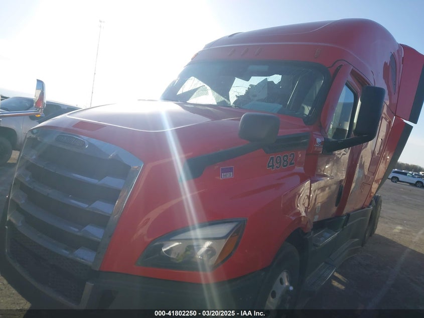 2021 FREIGHTLINER NEW CASCADIA 126 (VIN: 1FUJHHDR4MLMJ4982