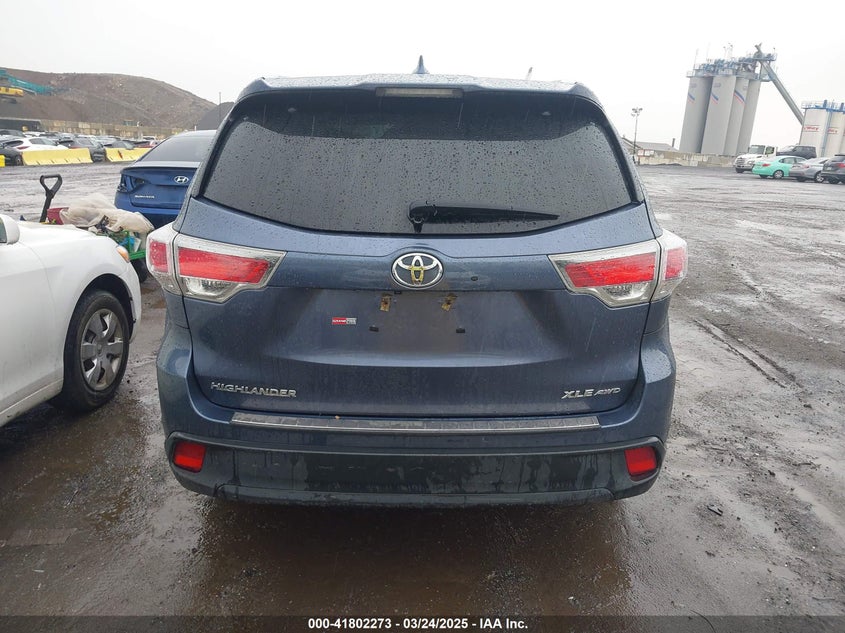 2016 TOYOTA HIGHLANDER VIN: 5TDJKRFH6GS323167