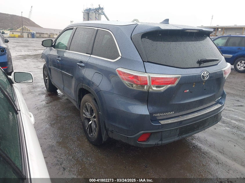 2016 TOYOTA HIGHLANDER VIN: 5TDJKRFH6GS323167