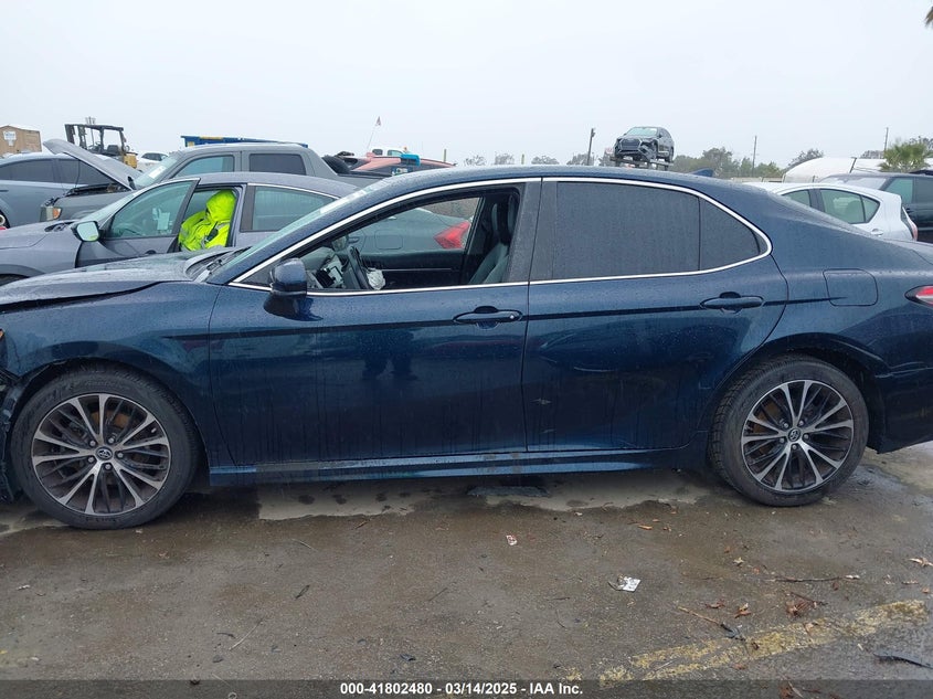 2019 TOYOTA CAMRY VIN: 4T1B11HK3KU683076