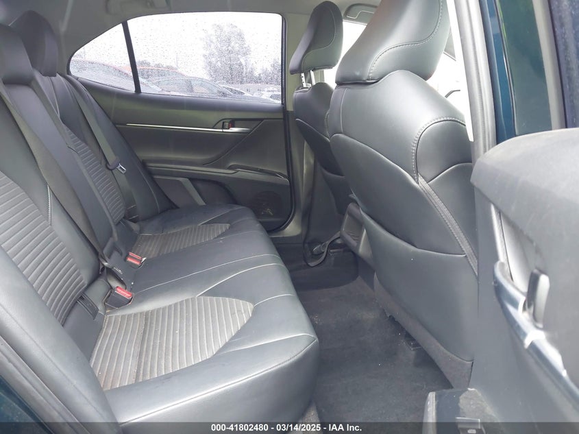 2019 TOYOTA CAMRY VIN: 4T1B11HK3KU683076