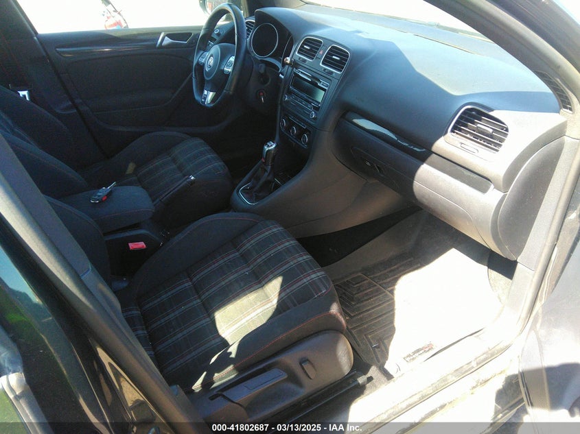 2013 VOLKSWAGEN GTI VIN: WVWGV7AJ2DW140148