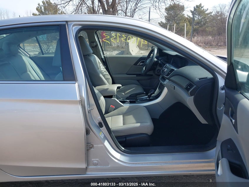2013 HONDA ACCORD VIN: 1HGCR2F34DA129666