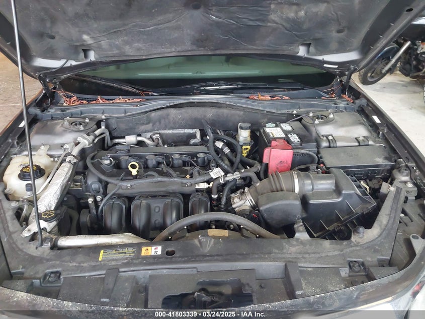 2012 FORD FUSION-4 CYL. VIN: 3FAHP0HA9CR325249