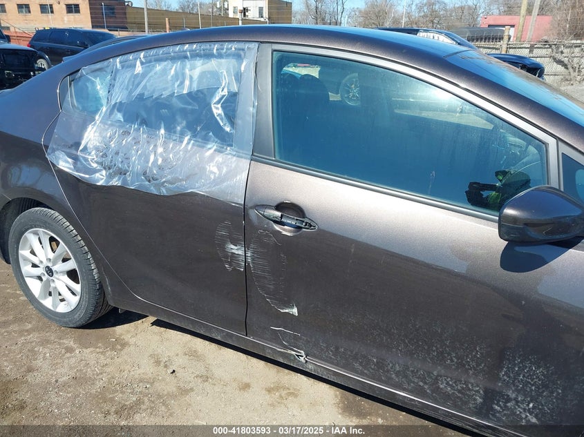 2017 KIA FORTE LX - 3KPFL4A78HE145715