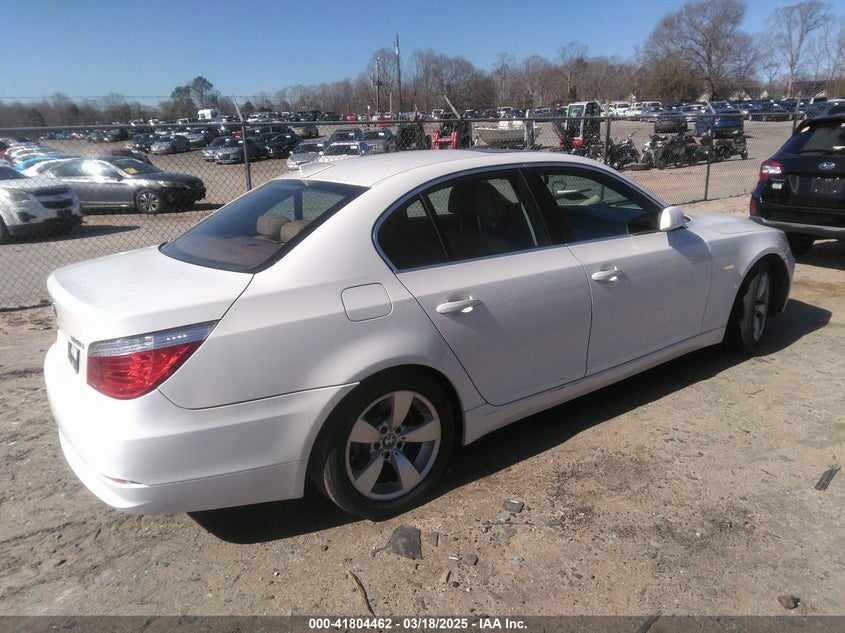 2008 BMW 528I VIN: WBANU53508CT15533