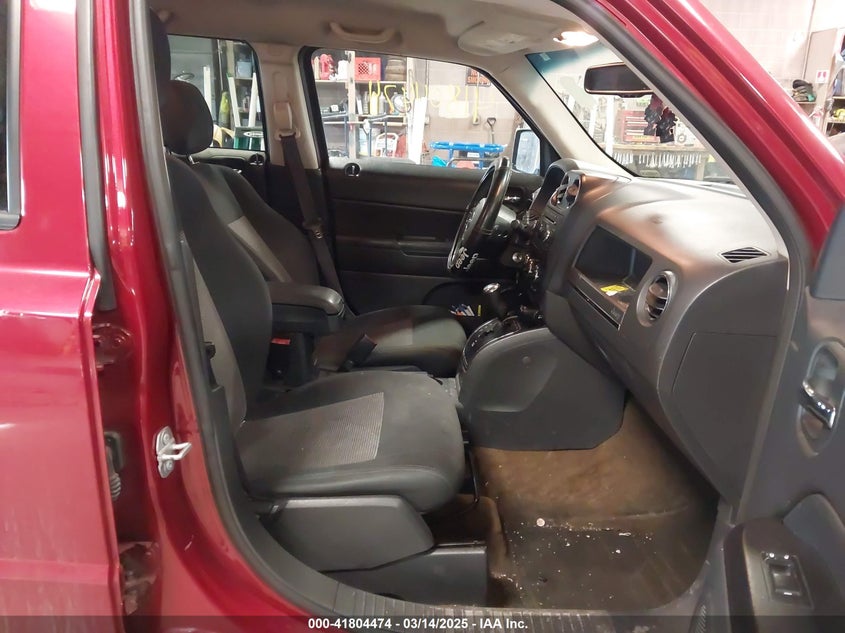 2016 JEEP PATRIOT VIN: 1C4NJRFB5GD685731