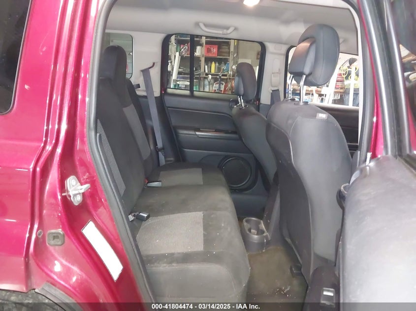 2016 JEEP PATRIOT VIN: 1C4NJRFB5GD685731