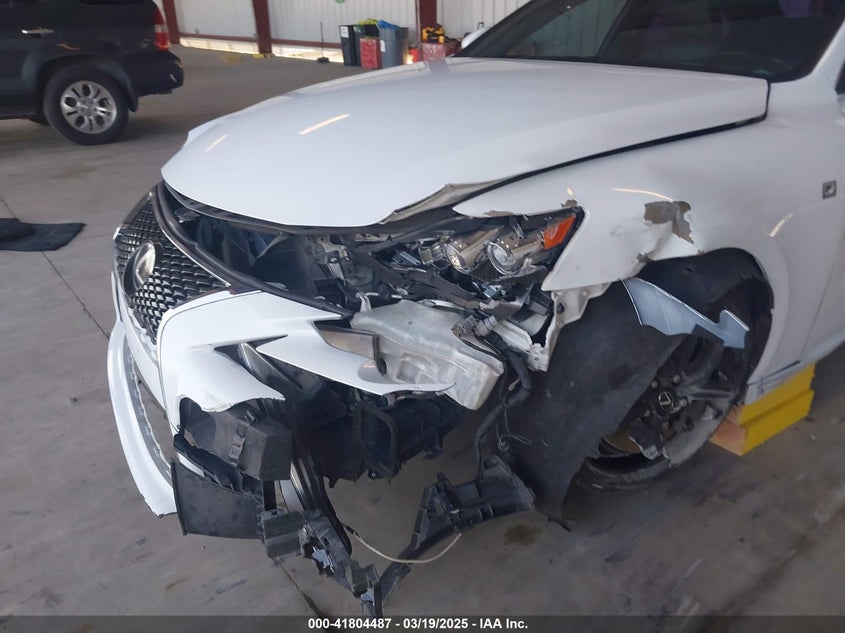 2014 LEXUS IS 250 VIN: JTHBF1D24E5033911