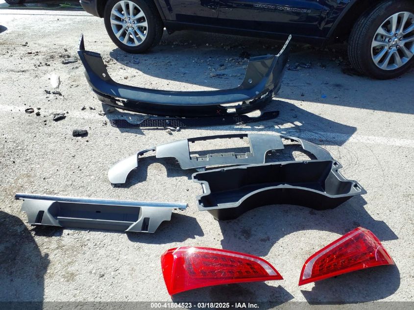 2011 Audi Q5 3.2 Premium Plus VIN: WA1WKAFP2BA043731 Lot: 41804523