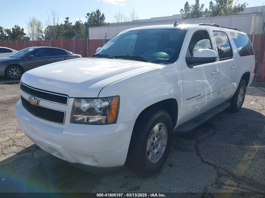 2010 CHEVROLET SUBURBAN VIN: 1GNUCJE05AR210539