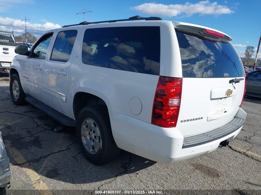2010 CHEVROLET SUBURBAN VIN: 1GNUCJE05AR210539