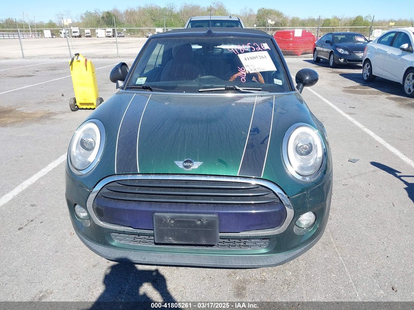 2016 MINI CONVERTIBLE VIN: WMWWG5C51G3C19231