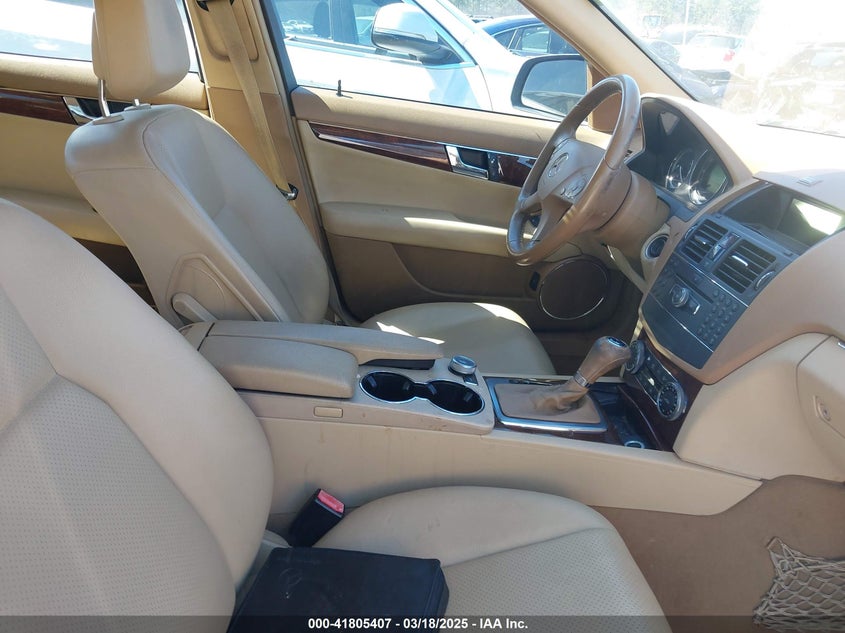 2008 MERCEDES-BENZ C 300 VIN: WDDGF54X28F071197