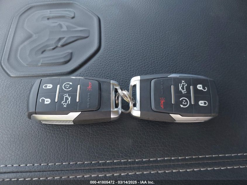 2024 Ram 2500 - 3C6UR5FL8RG239740