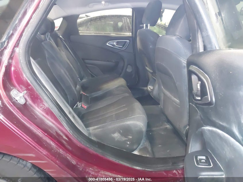 2016 CHRYSLER 200 VIN: 1C3CCCABXGN116748