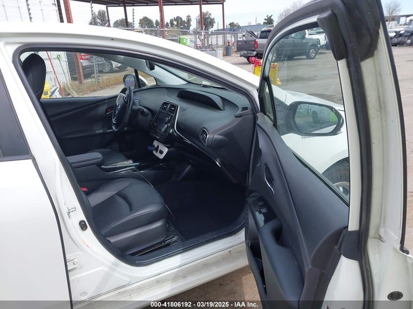 2017 TOYOTA PRIUS VIN: JTDKARFU4H3045683