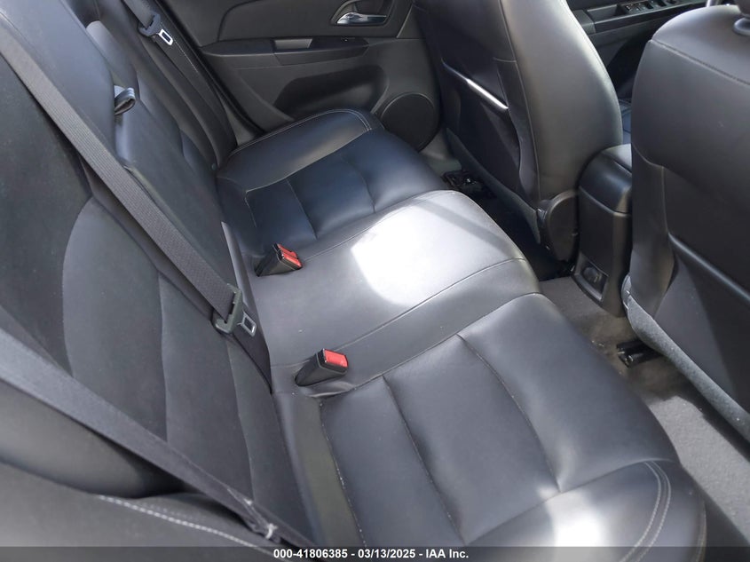 2015 CHEVROLET CRUZE VIN: 1G1PE5SB6F7233658