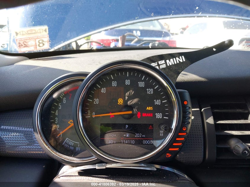 2015 MINI HARDTOP VIN: WMWXS5C57FT827124