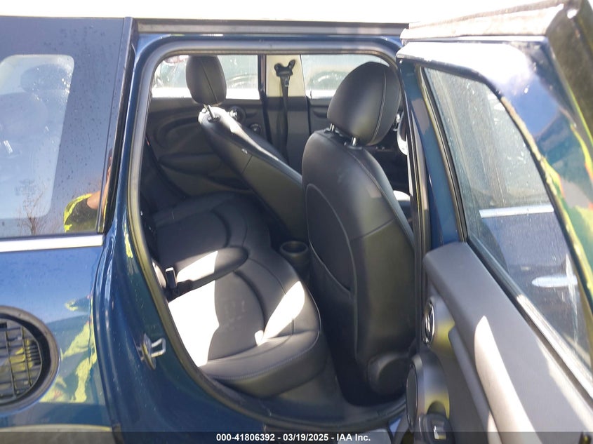 2015 MINI HARDTOP VIN: WMWXS5C57FT827124