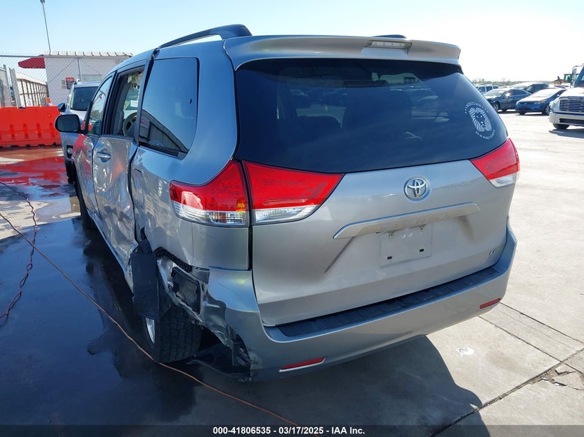 2013 TOYOTA SIENNA VIN: 5TDKK3DCXDS350991