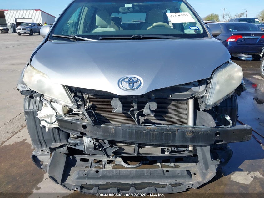 2013 TOYOTA SIENNA VIN: 5TDKK3DCXDS350991