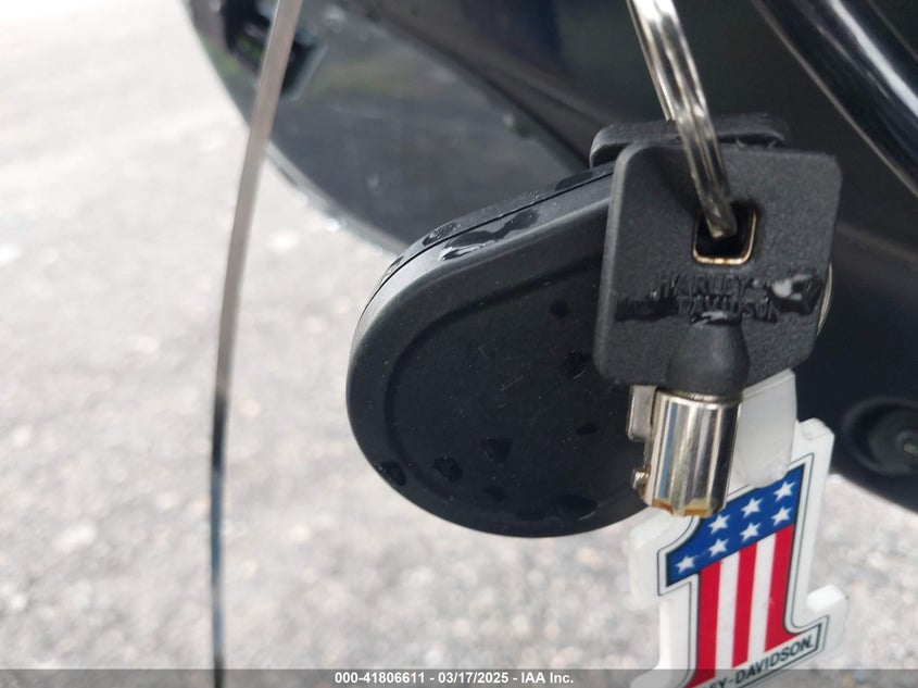 2024 HARLEY-DAVIDSON FLHTCUTG - 1HD1MAF10RB856669