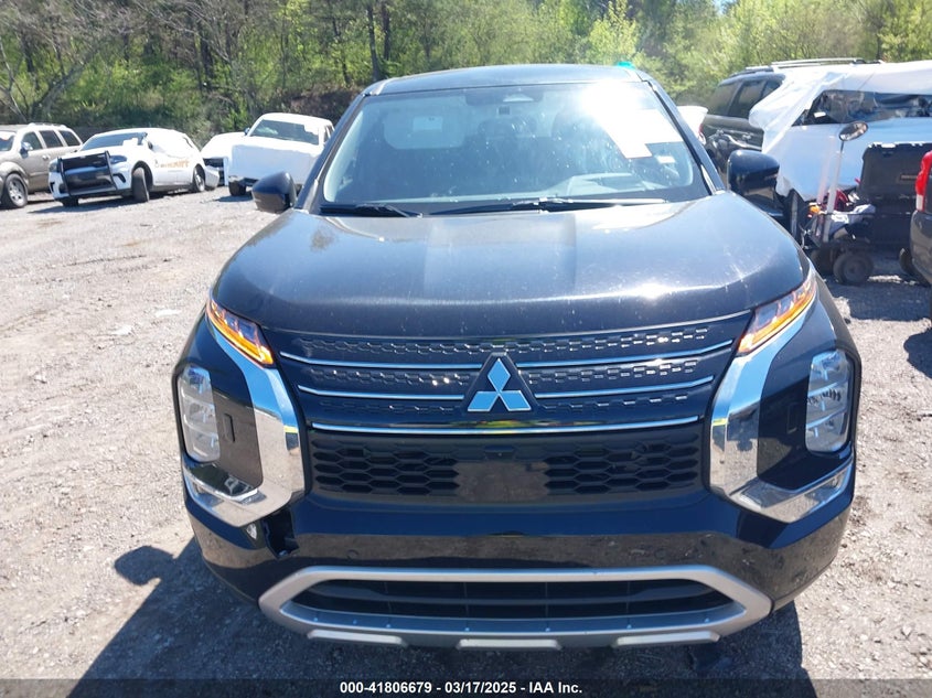 2024 Mitsubishi Outlander Se 2.5 S-Awc/Se Black Edition S-Awc/Se Black Edition W/Pano Roof/Se Ralliart S-Awc VIN: JA4J4VA85RZ085432 Lot: 41806679
