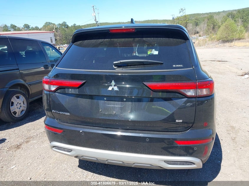 2024 Mitsubishi Outlander Se 2.5 S-Awc/Se Black Edition S-Awc/Se Black Edition W/Pano Roof/Se Ralliart S-Awc VIN: JA4J4VA85RZ085432 Lot: 41806679