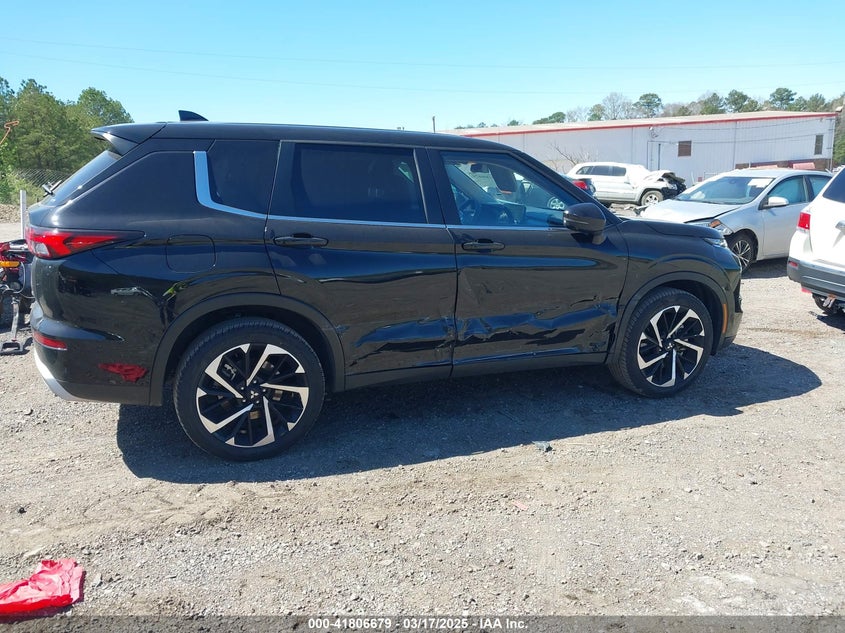 2024 Mitsubishi Outlander Se 2.5 S-Awc/Se Black Edition S-Awc/Se Black Edition W/Pano Roof/Se Ralliart S-Awc VIN: JA4J4VA85RZ085432 Lot: 41806679