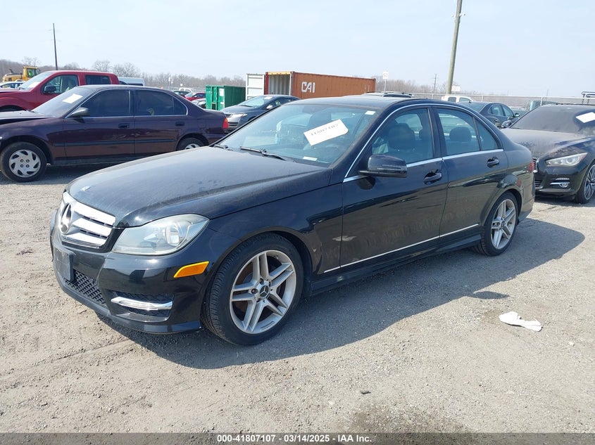 2012 MERCEDES-BENZ C 300 VIN: WDDGF8BB5CR191267