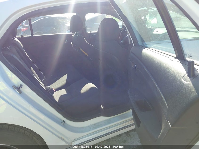 2011 CHEVROLET MALIBU VIN: 1G1ZC5E19BF270236