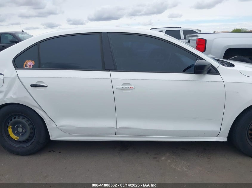 2011 Volkswagen Jetta 2.0L S VIN: 3VW2K7AJ1BM331976 Lot: 41808562