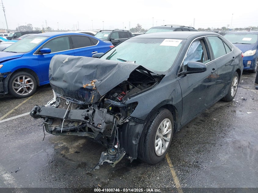 2016 TOYOTA CAMRY VIN: 4T4BF1FK2GR565599