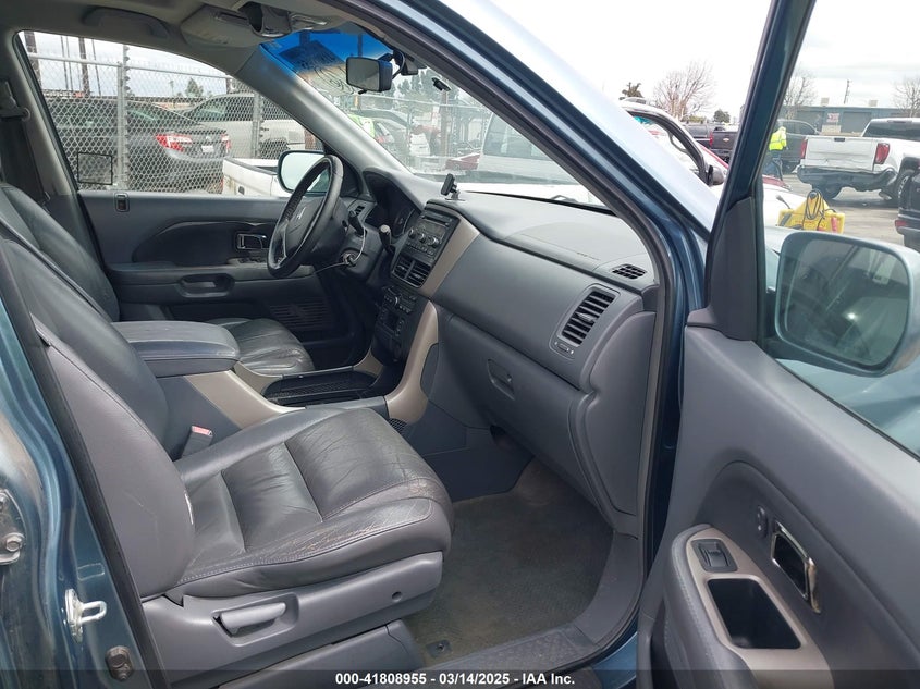 2007 HONDA PILOT VIN: 5FNYF28597B006341