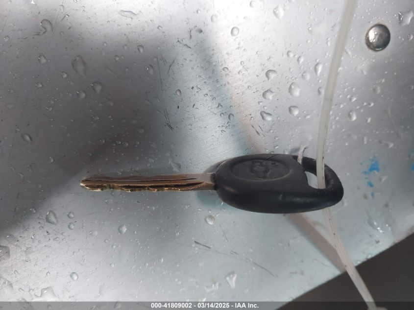 2003 Chevrolet Silverado 1500 Ls VIN: 2GCEC19V831112703 Lot: 41809002