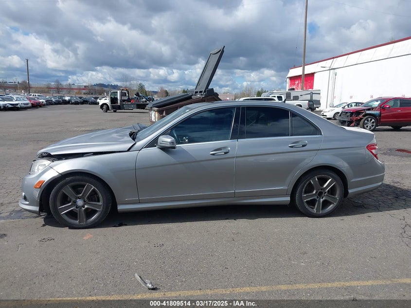 2010 MERCEDES-BENZ C 300 VIN: WDDGF5EB4AR113733