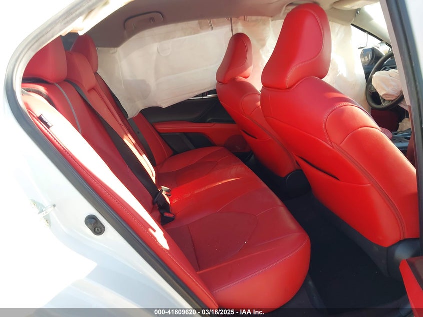 2021 TOYOTA CAMRY VIN: 4T1K61AK6MU589787